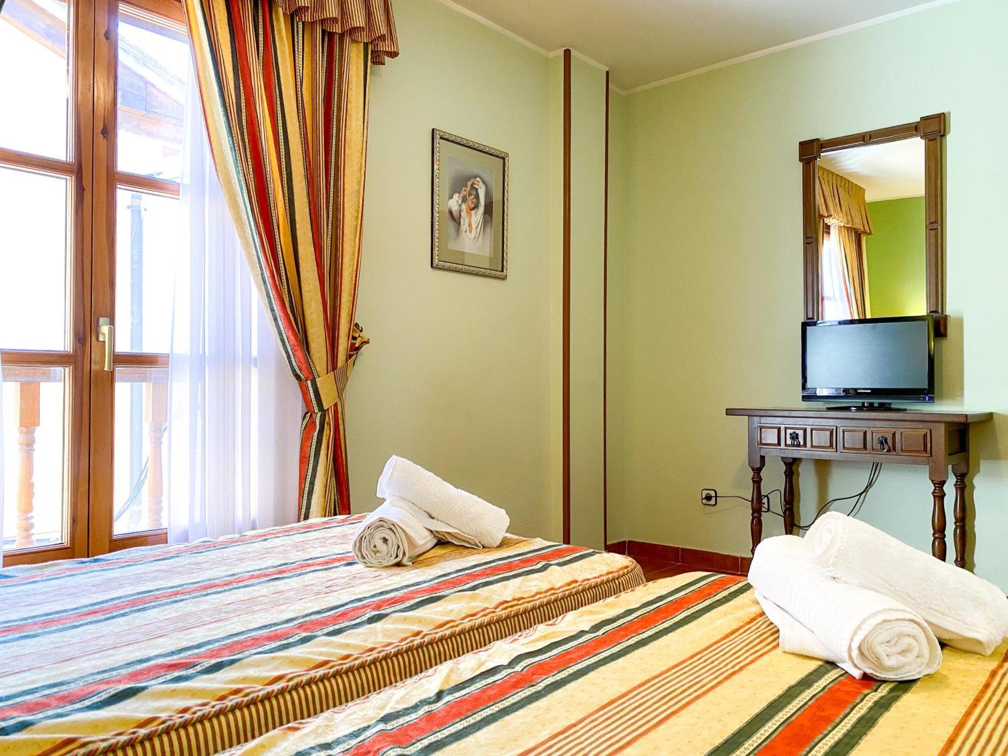 Posada Los Leones Berlanga de Duero Quarto foto