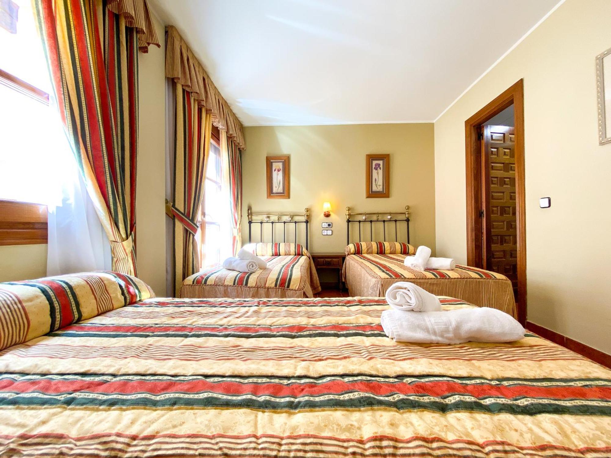 Posada Los Leones Berlanga de Duero Quarto foto